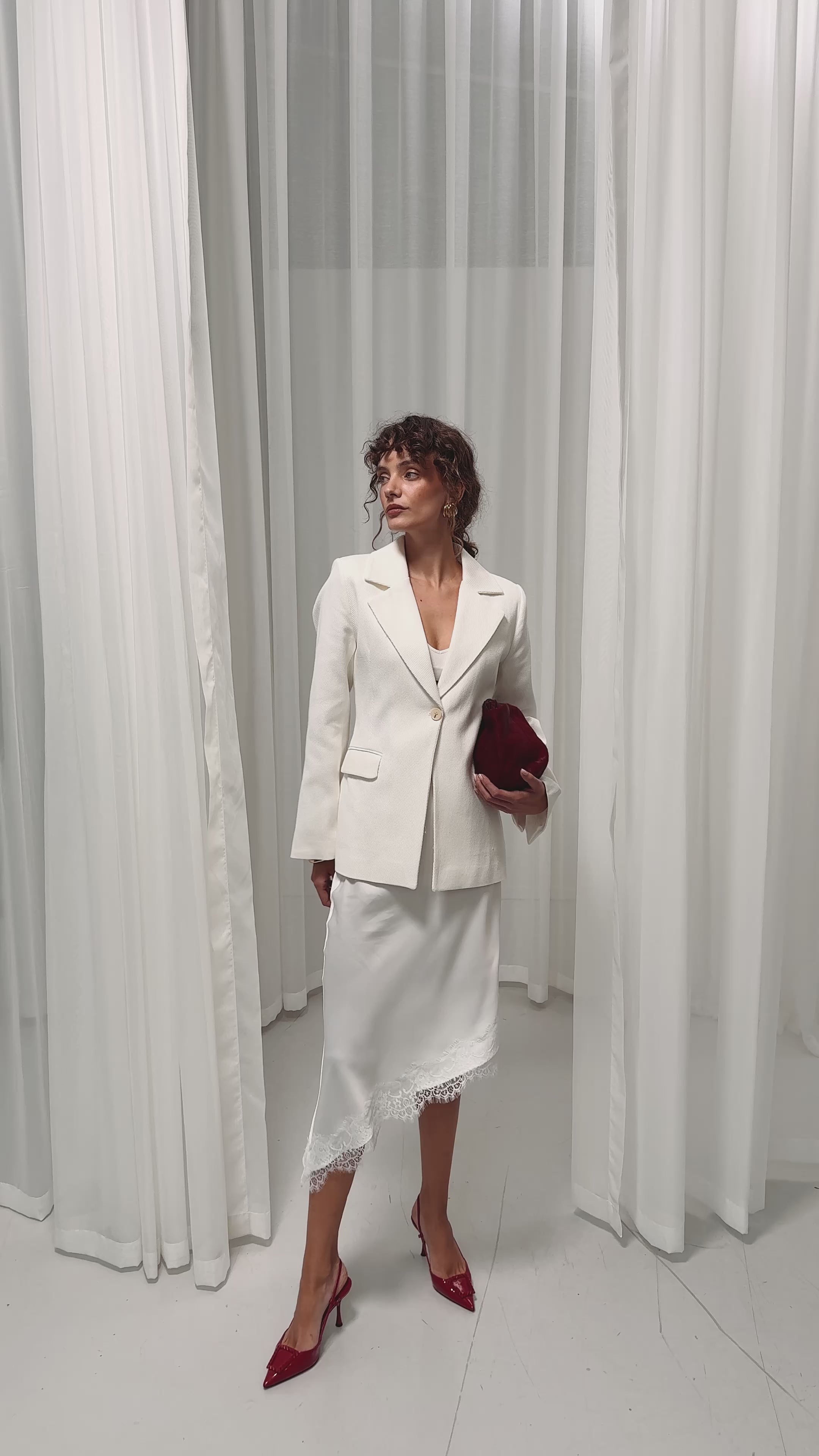 Anisah Belden Oturmalı Ekru Blazer